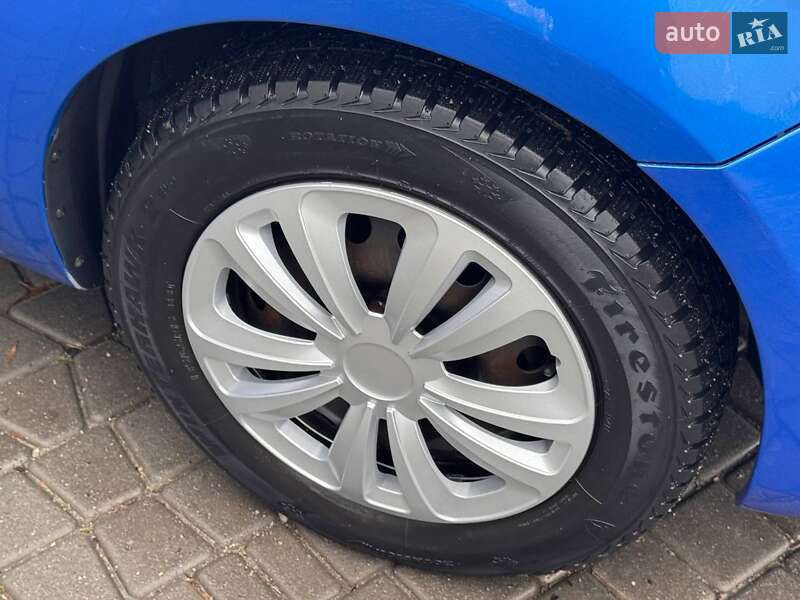 Хэтчбек Nissan Note 2006 в Запорожье