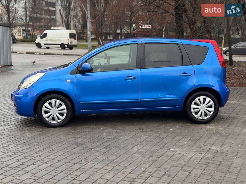 Хэтчбек Nissan Note 2006 в Запорожье