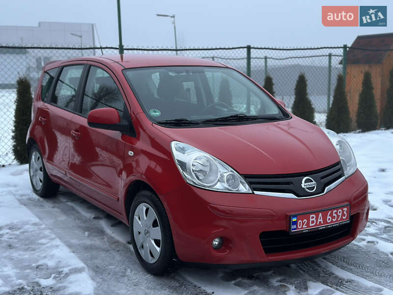 Хэтчбек Nissan Note 2010 в Виннице