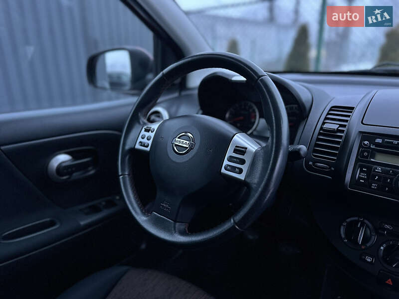 Хэтчбек Nissan Note 2010 в Виннице