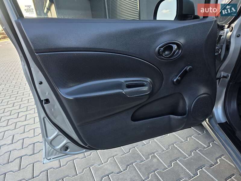 Хэтчбек Nissan Note 2014 в Хмельницком