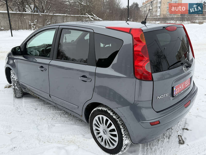 Хэтчбек Nissan Note 2008 в Луцке