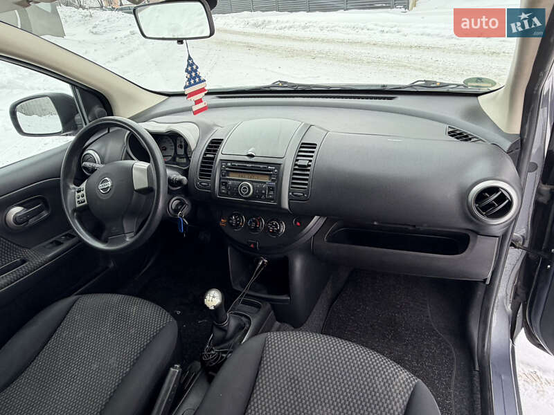 Хэтчбек Nissan Note 2008 в Луцке