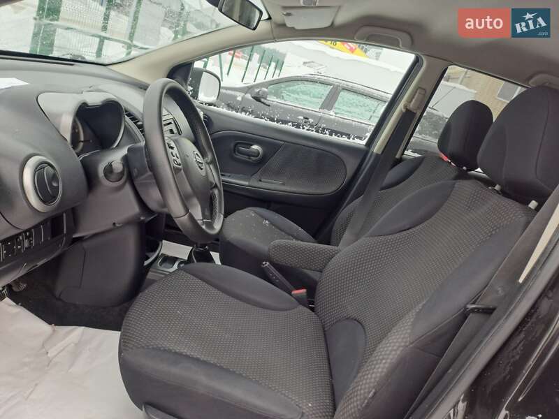 Хэтчбек Nissan Note 2006 в Славуте