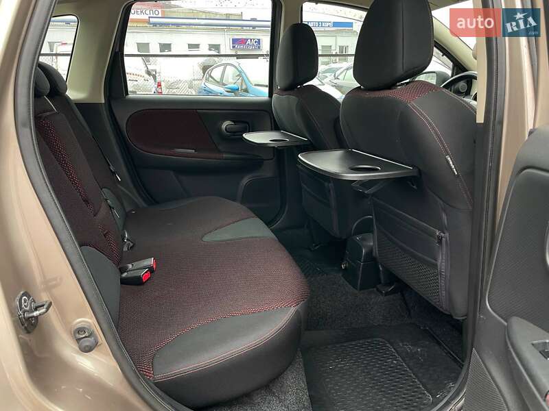 Хэтчбек Nissan Note 2007 в Киеве