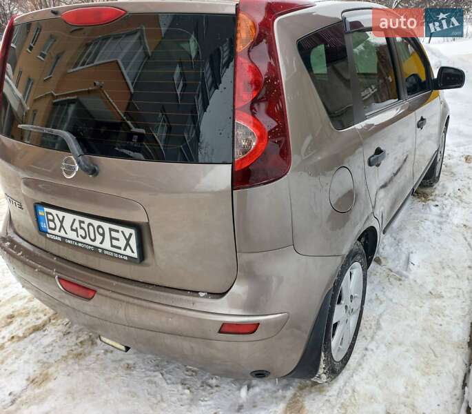 Хэтчбек Nissan Note 2012 в Тернополе фото 3 Хэтчбек Nissan Note 2012 в Тернополе