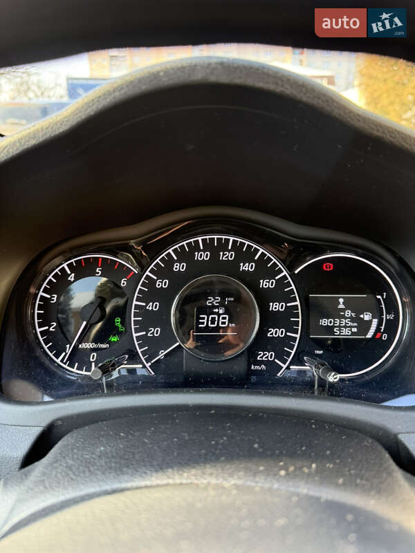 Хэтчбек Nissan Note 2013 в Луцке