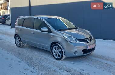 Хетчбек Nissan Note 2010 в Луцьку