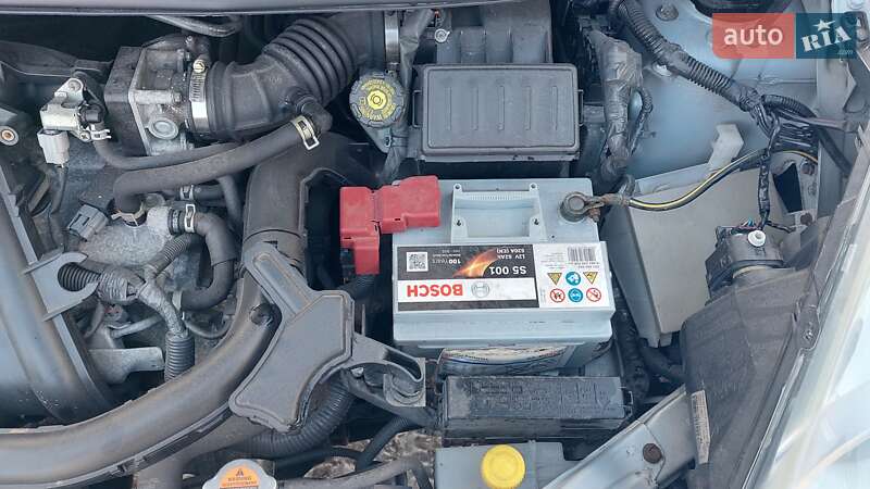 Хетчбек Nissan Note 2010 в Луцьку