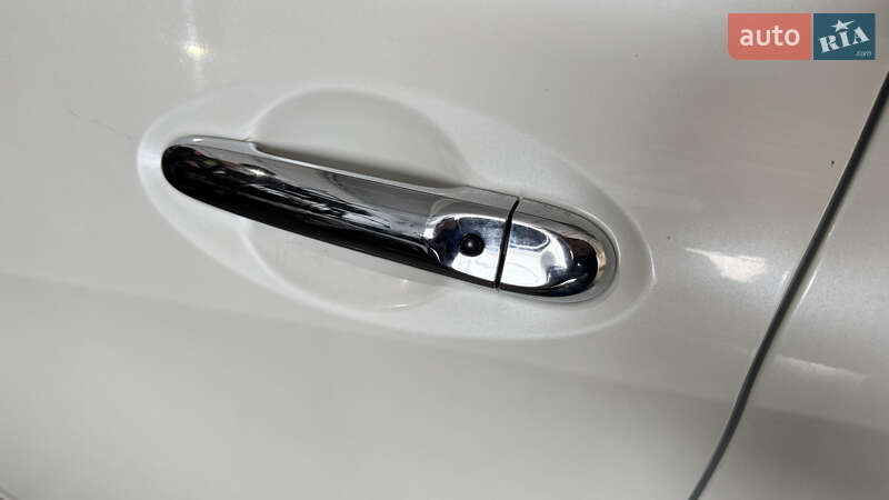 Хэтчбек Nissan Note 2012 в Кропивницком