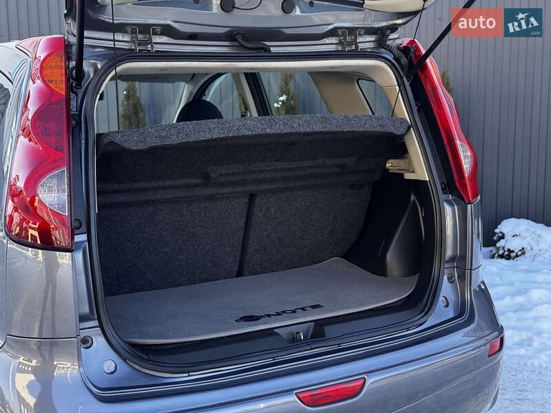 Хэтчбек Nissan Note 2008 в Виннице
