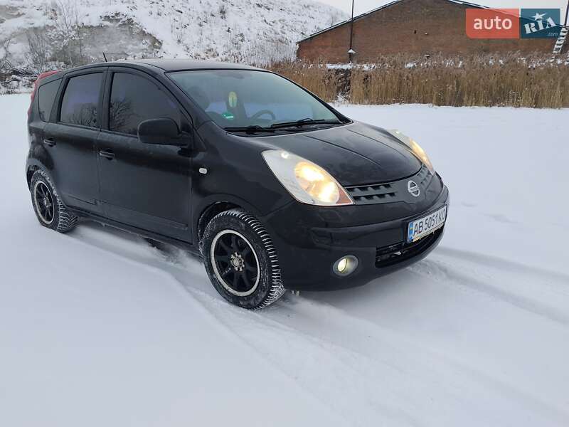 Хэтчбек Nissan Note 2008 в Виннице