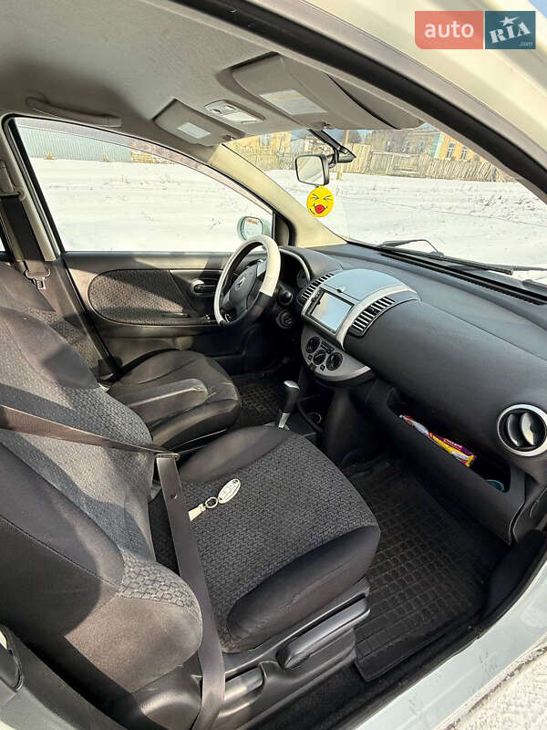 Хетчбек Nissan Note 2011 в Прилуках