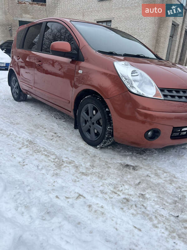 Хэтчбек Nissan Note 2008 в Тульчине фото 26 Хэтчбек Nissan Note 2008 в Тульчине