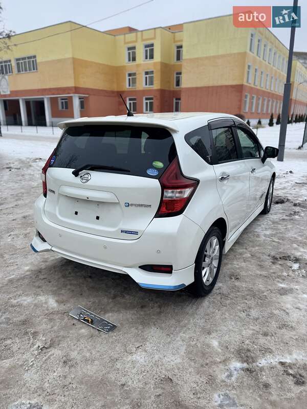 Хэтчбек Nissan Note 2019 в Киеве фото 4 Хэтчбек Nissan Note 2019 в Киеве