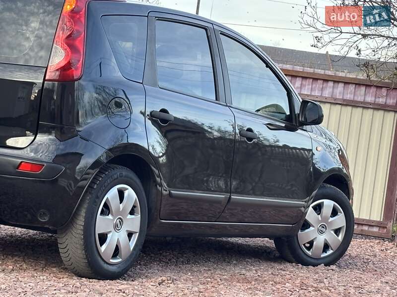 Хетчбек Nissan Note 2007 в Дрогобичі