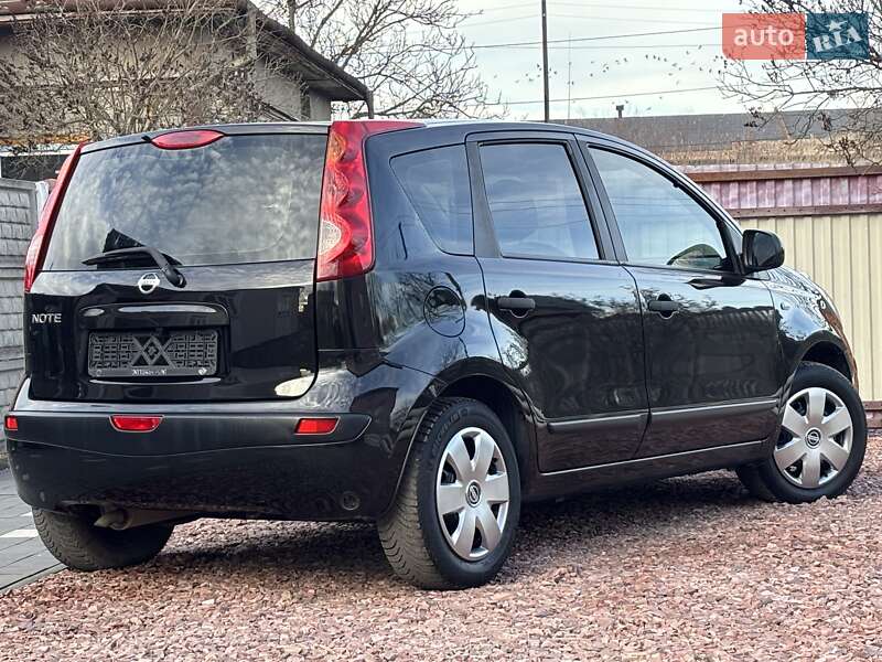 Хетчбек Nissan Note 2007 в Дрогобичі