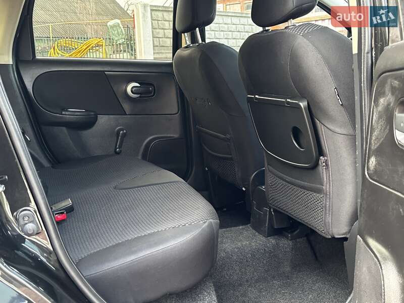 Хетчбек Nissan Note 2007 в Дрогобичі