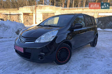Хэтчбек Nissan Note 2010 в Луцке