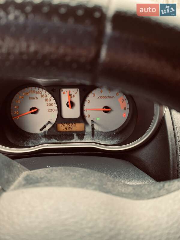 Хетчбек Nissan Note 2007 в Бару