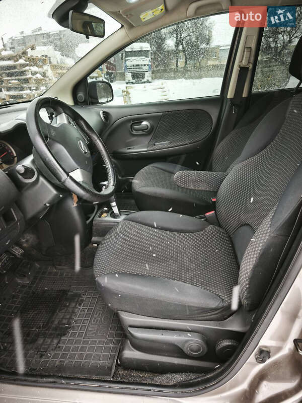 Хетчбек Nissan Note 2006 в Броварах