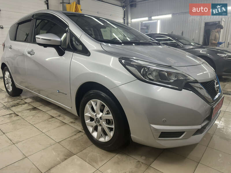 Хэтчбек Nissan Note 2019 в Киеве