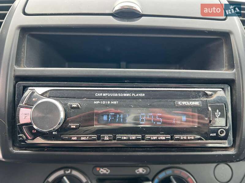 Хэтчбек Nissan Note 2011 в Львове