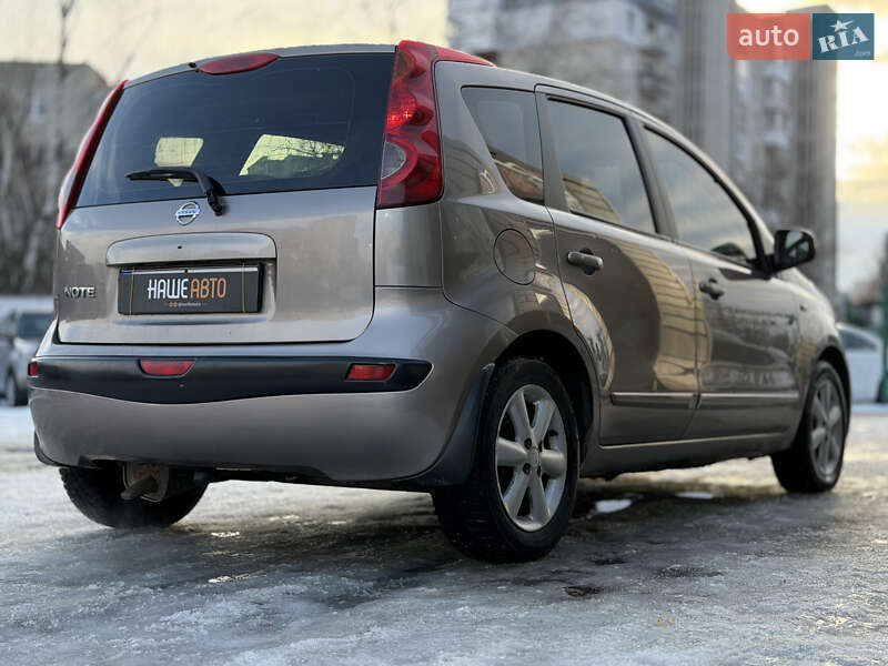 Хетчбек Nissan Note 2006 в Шептицькому