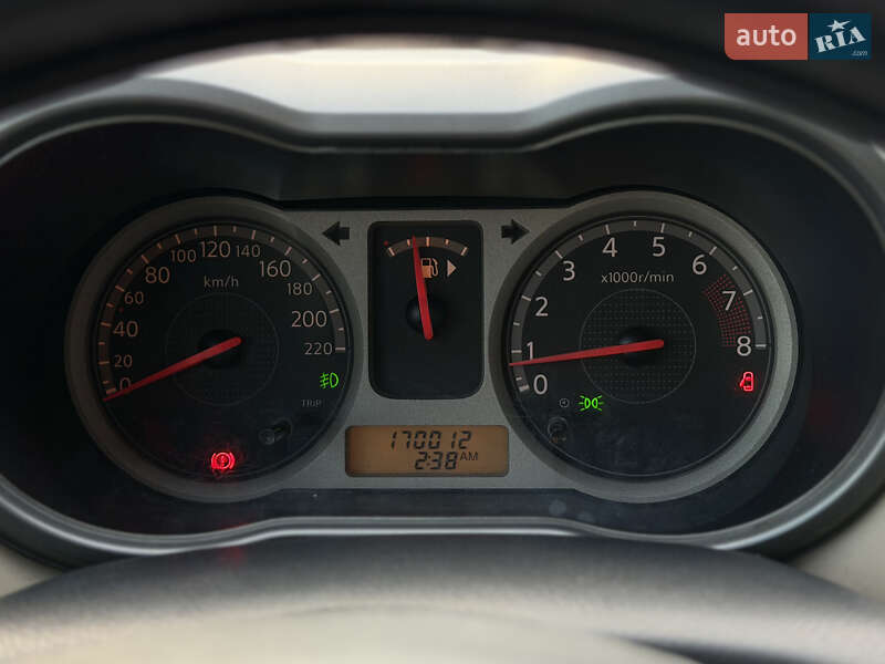 Хетчбек Nissan Note 2006 в Шептицькому