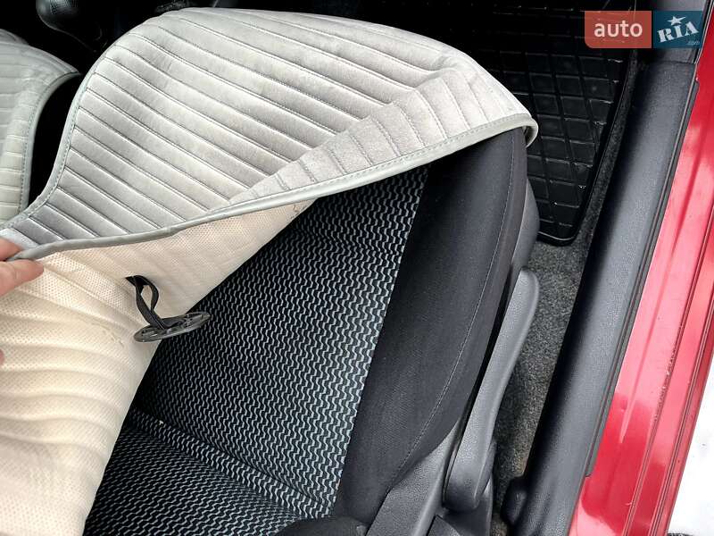 Хэтчбек Nissan Note 2013 в Немирове фото 27 Хэтчбек Nissan Note 2013 в Немирове