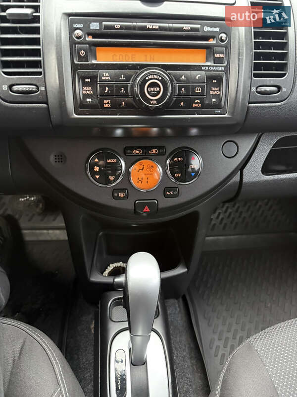 Хэтчбек Nissan Note 2007 в Полтаве