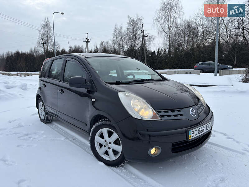 Хетчбек Nissan Note 2009 в Львові фото Хетчбек Nissan Note 2009 в Львові