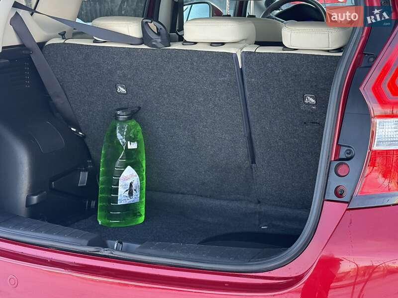 Хэтчбек Nissan Note 2017 в Виннице фото 14 Хэтчбек Nissan Note 2017 в Виннице