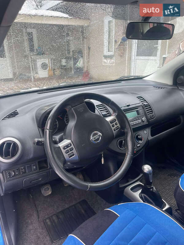 Хэтчбек Nissan Note 2011 в Черновцах фото 8 Хэтчбек Nissan Note 2011 в Черновцах