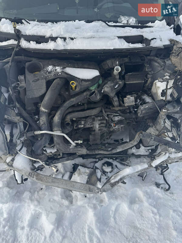 Хэтчбек Nissan Note 2007 в Ровно фото 9 Хэтчбек Nissan Note 2007 в Ровно