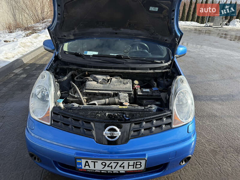 Хэтчбек Nissan Note 2008 в Надворной