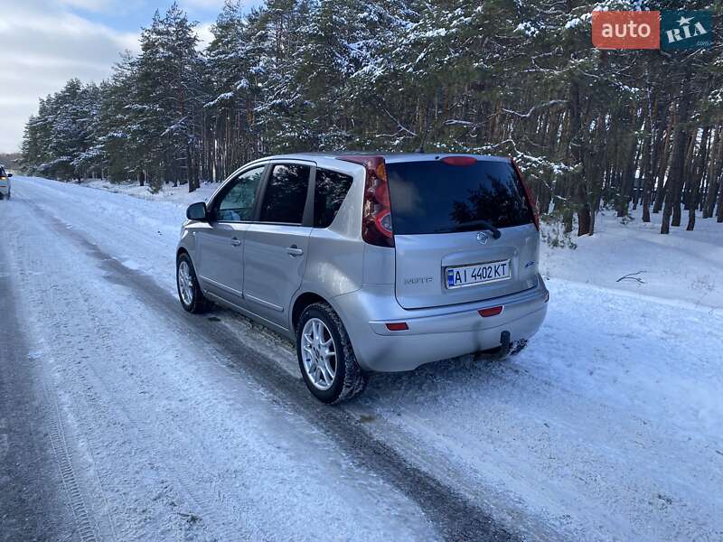 Хетчбек Nissan Note 2009 в Рокитному