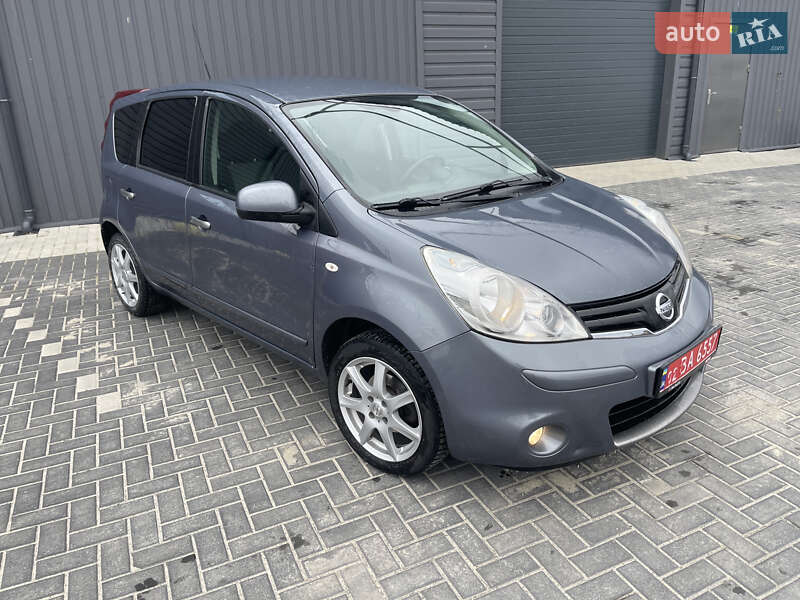 Хэтчбек Nissan Note 2011 в Кропивницком