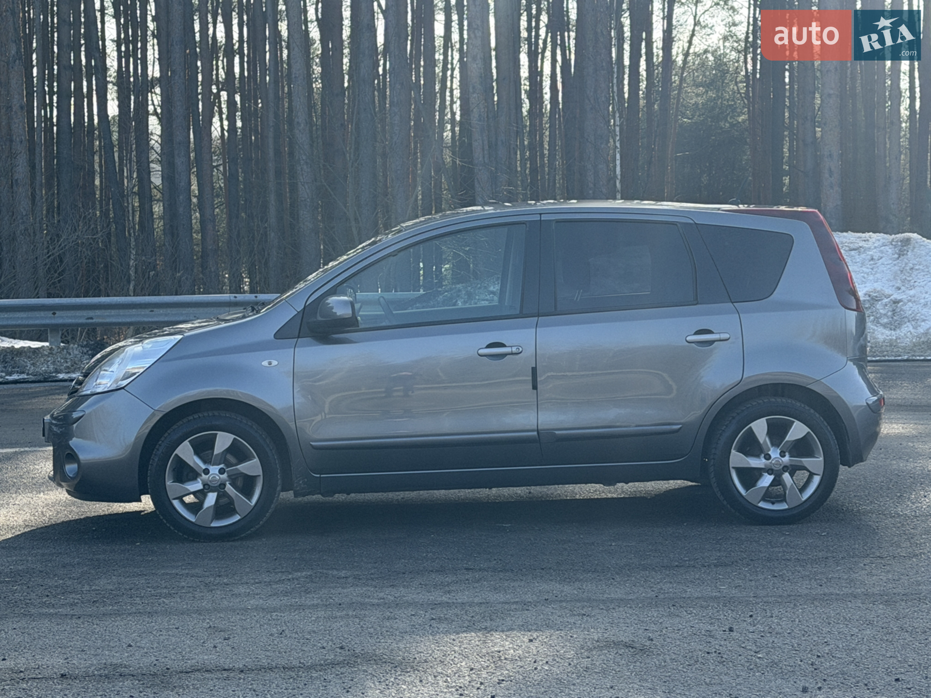 2010 Nissan Note - мініатюра 4