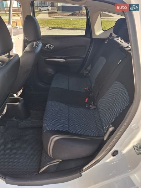 Хетчбек Nissan Note 2013 в Івано-Франківську