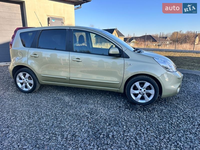 Хетчбек Nissan Note 2009 в Луцьку