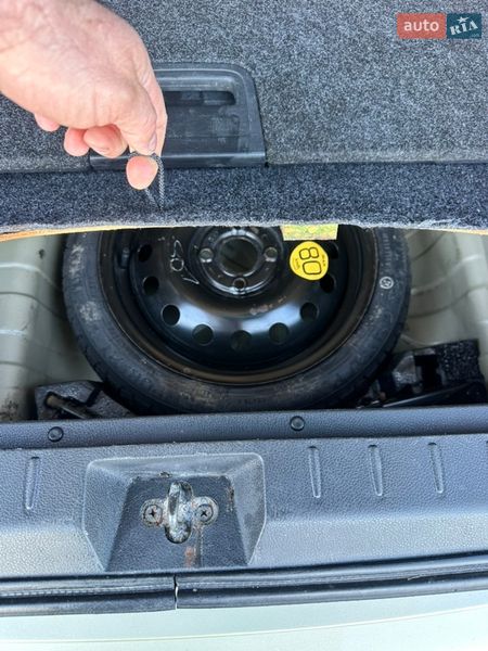 Хетчбек Nissan Note 2009 в Луцьку