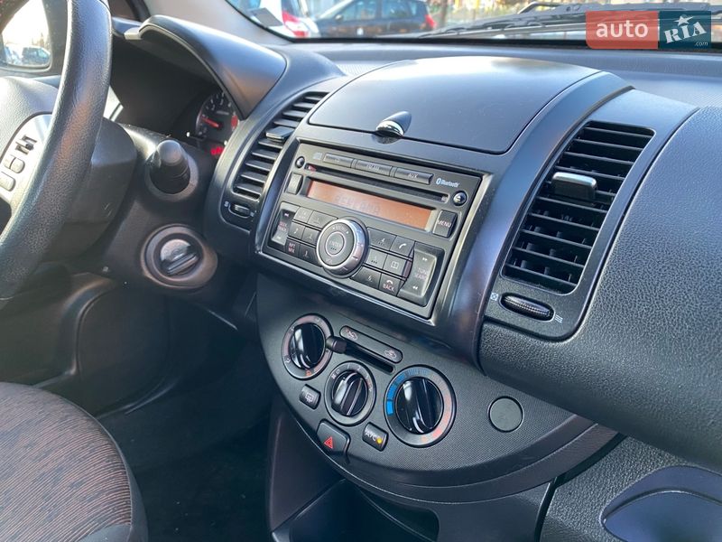 Хэтчбек Nissan Note 2009 в Луцке