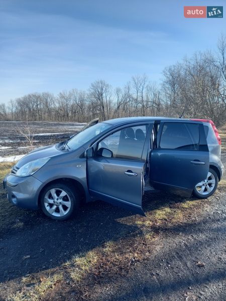 Хэтчбек Nissan Note 2010 в Онуфриевке фото 16 Хэтчбек Nissan Note 2010 в Онуфриевке