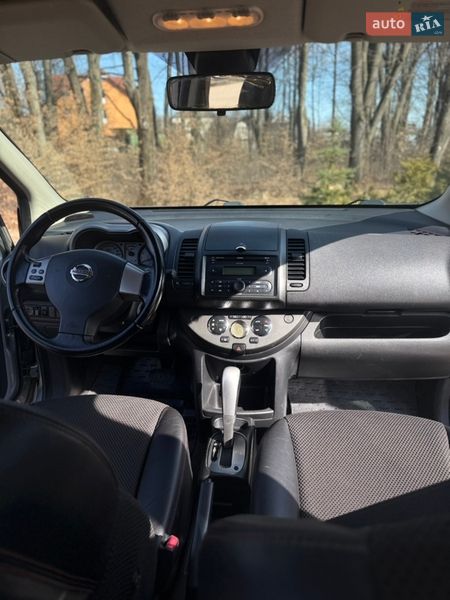 Хетчбек Nissan Note 2007 в Долині