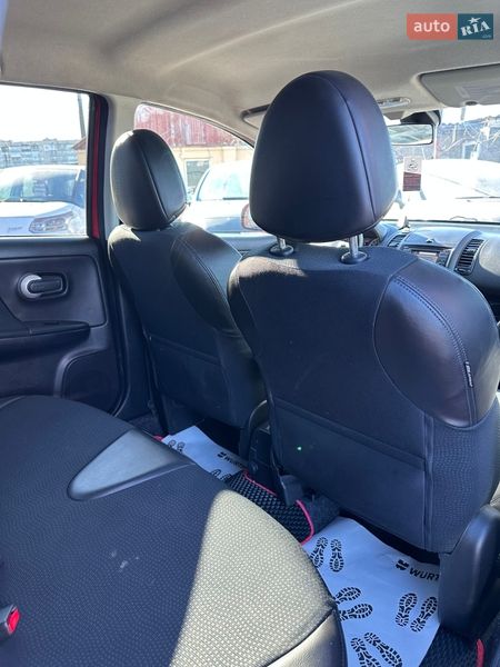 Хэтчбек Nissan Note 2013 в Смеле