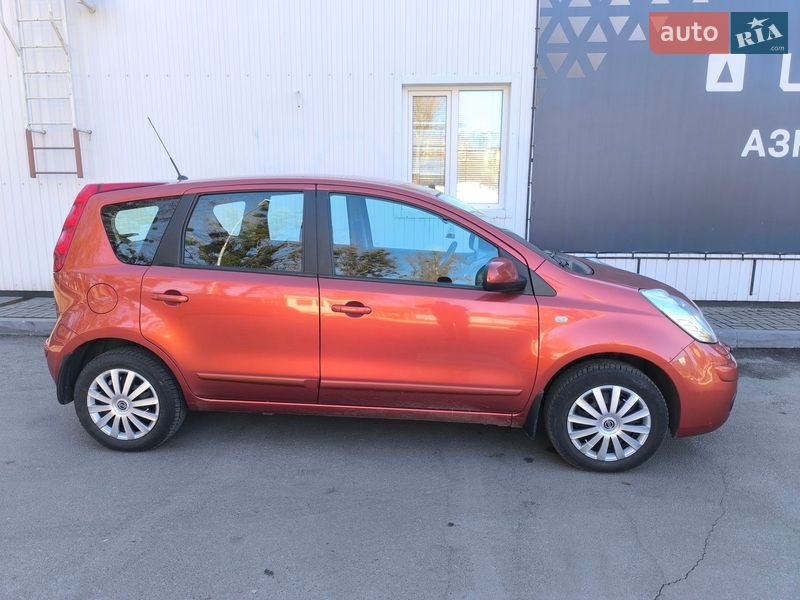 Хетчбек Nissan Note 2007 в Києві фото 5 Хетчбек Nissan Note 2007 в Києві