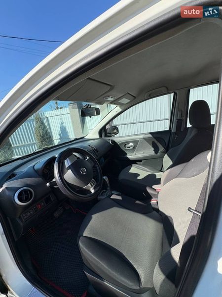 Хэтчбек Nissan Note 2011 в Киеве