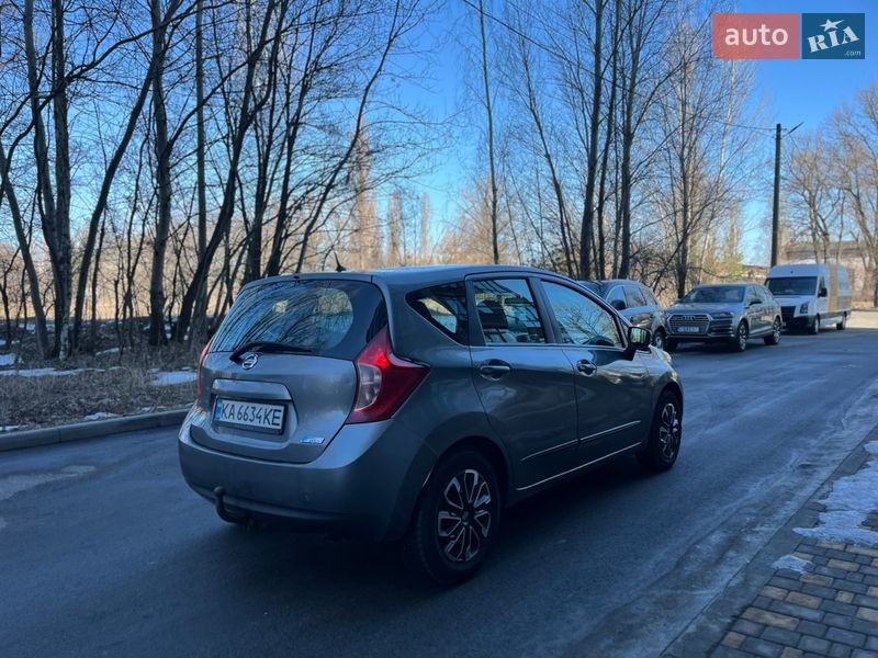 Хэтчбек Nissan Note 2013 в Чернигове