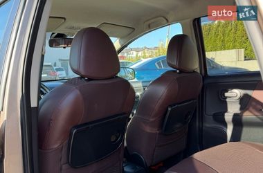 Хэтчбек Nissan Note 2008 в Ровно